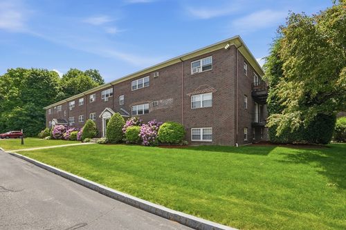 18-147 Milk St, Westborough, MA, 01581-1122 | Card Image