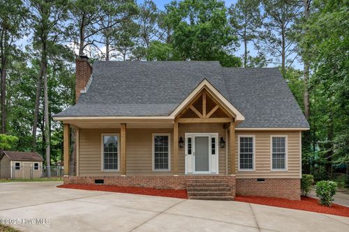 202 Guinevere Ln, Greenville, NC, 27858-8688 | Card Image