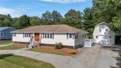 64 Millbury Ave, Millbury, MA, 01527-4172 | Card Image