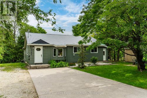 9782 Beachwood Rd, Collingwood, ON, L9Y5P8 | Card Image