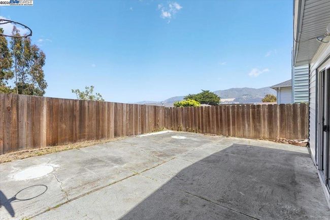 20 Martgate Street, House other with 3 bedrooms, 2 bathrooms and 2 parking in Daly City CA | Image 32