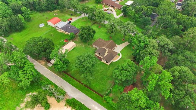 8518 Kerr Dr, House other with 3 bedrooms, 2 bathrooms and 2 parking in Tomball TX | Image 44