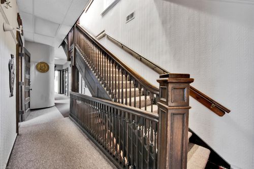 91 Cass Ave, Mount Clemens, MI, 48043-2300 | Card Image