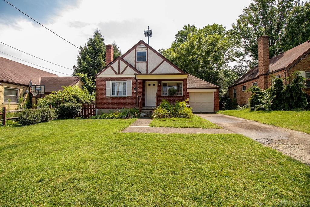 Harry Lee Ln, Cincinnati, OH 45239