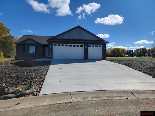 217 Bouldercrest Ave Ne, Owatonna, MN, 55060-6303 | Card Image