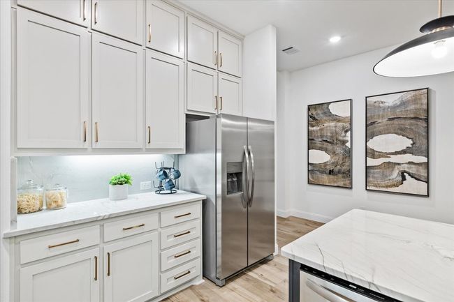 Luxury, Location, and Incentives | Image 7