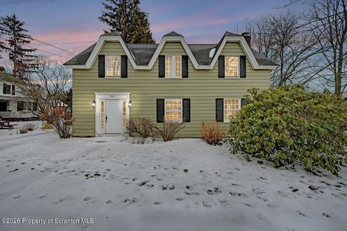 321 Maple St, Montrose, PA, 18801-1268 | Card Image