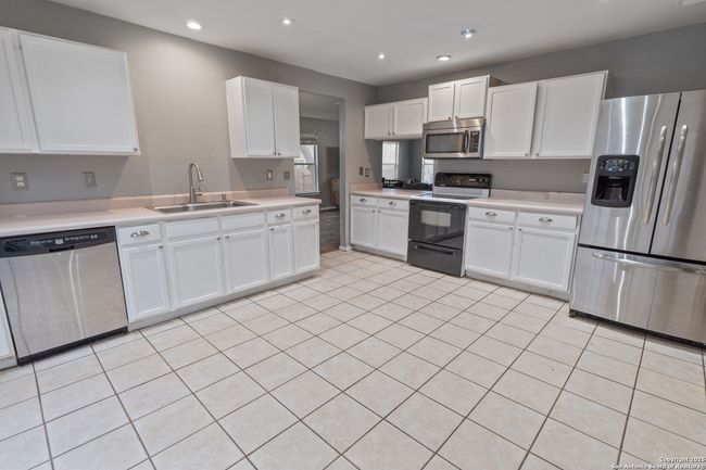 3220 Prichard Pl, House other with 3 bedrooms, 3 bathrooms and null parking in Schertz TX | Image 7