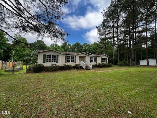 4040 Tyler Dr, Oxford, NC, 27565-5849 | Card Image