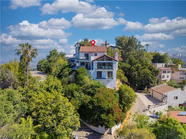 8280 Grand View Dr, House other with 3 bedrooms, 4 bathrooms and 2 parking in LOS ANGELES CA | Image 53
