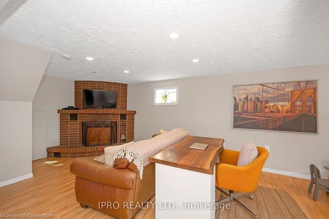 64 Hahn Ave, House other with 3 bedrooms, 2 bathrooms and 3 parking in Cambridge ON | Image 26