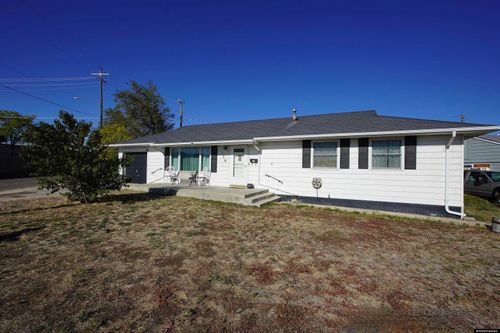 150 S Colorado Ave, Casper, WY, 82609-2156 | Card Image