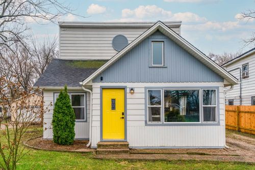 25067 W Petite Ave, Antioch, IL, 60002-8228 | Card Image