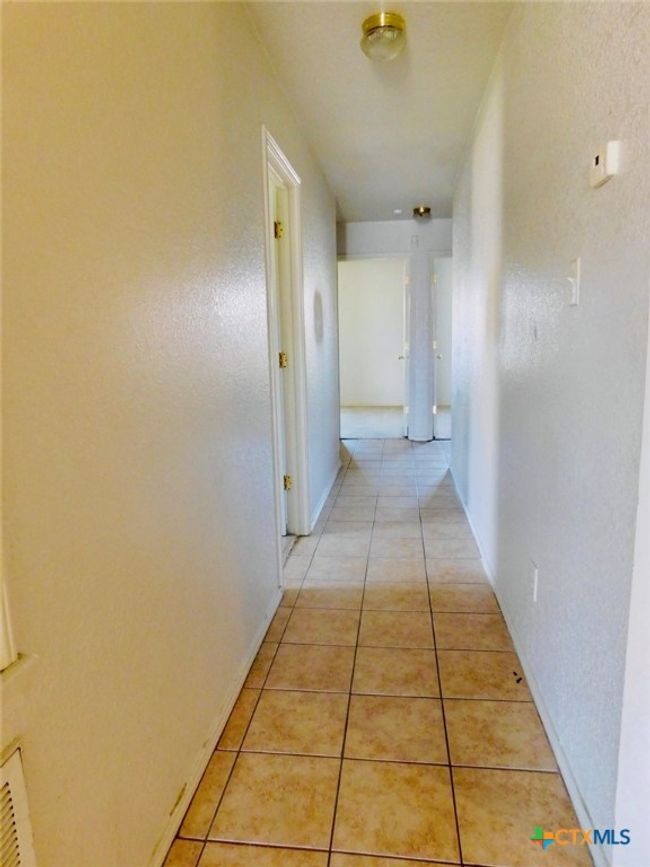 2803 Alma Dr, Home with 3 bedrooms, 2 bathrooms and null parking in Killeen TX | Image 10