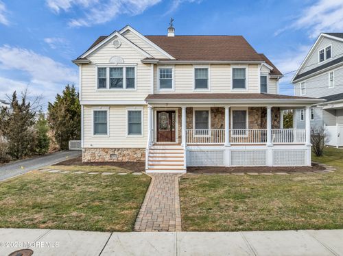 7 Anderson St, Monmouth Beach, NJ, 07750-1401 | Card Image