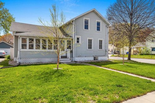 933 W Lawrence Street, APPLETON, WI, 54914 | Card Image