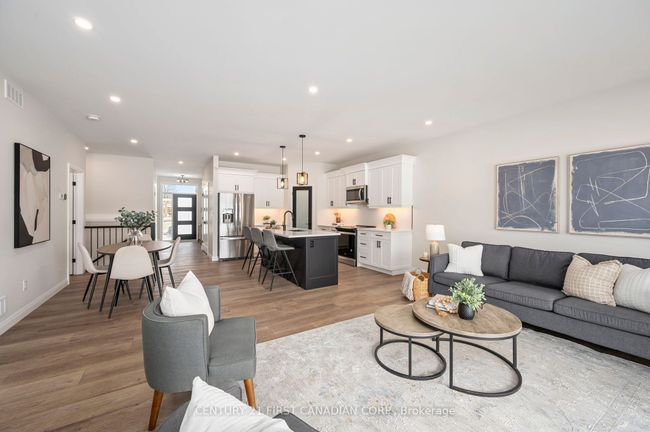 6 - 32 Postma Cres, House attached with 2 bedrooms, 2 bathrooms and 2 parking in Ailsa Craig ON | Image 16