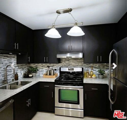 204-12157 Moorpark St, Studio City, CA, 91604-1273 | Card Image