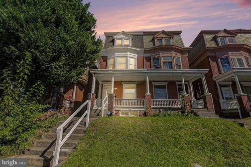 2327 N 3rd St, HARRISBURG, PA, 17110-1816 | Card Image