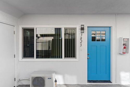 3823 Marlborough Ave, San Diego, CA, 92105-2522 | Card Image