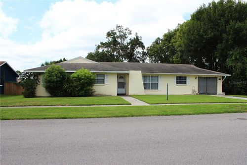 6123 Christina Dr E, LAKELAND, FL, 33813-3433 | Card Image