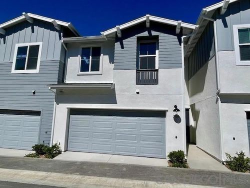 7714 Jasmine Ct, Santee, CA, 92071-3704 | Card Image