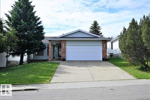 6041 40 Ave Nw, Edmonton, AB, T6L3P6 | Card Image