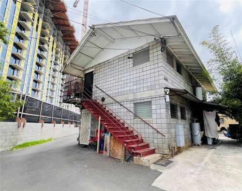 2550 Date St, Honolulu, HI, 96826-5531 | Card Image