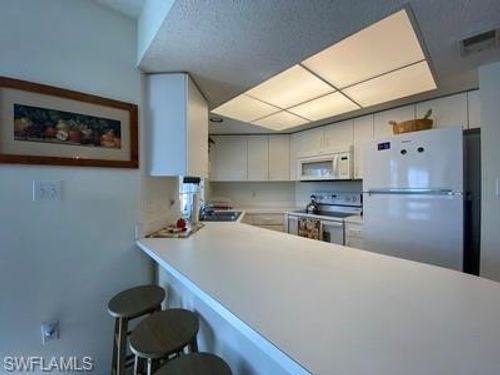 apt-b302-481 Quail Forest Blvd, NAPLES, FL, 34105-5574 | Card Image