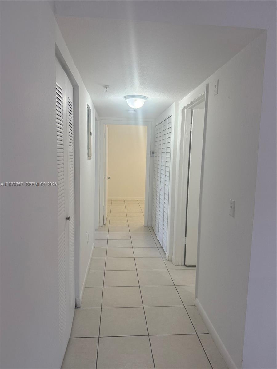 Residential Lease in Hialeah 5