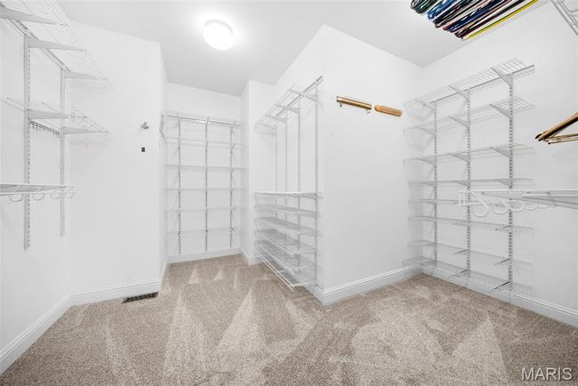 Massive walk-in closet! | Image 25