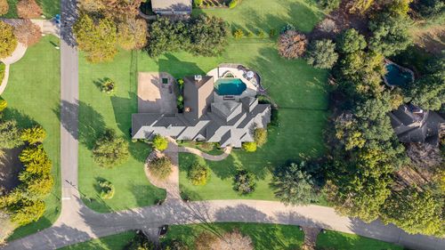 336 Oakwood Trl, Fairview, TX, 75069-8721 | Card Image