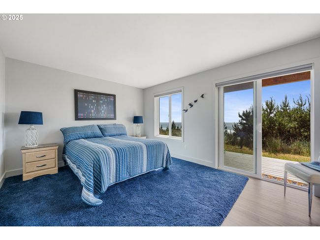 5285 Capes Loop, House attached with 3 bedrooms, 3 bathrooms and 1 parking in Tillamook OR | Image 18