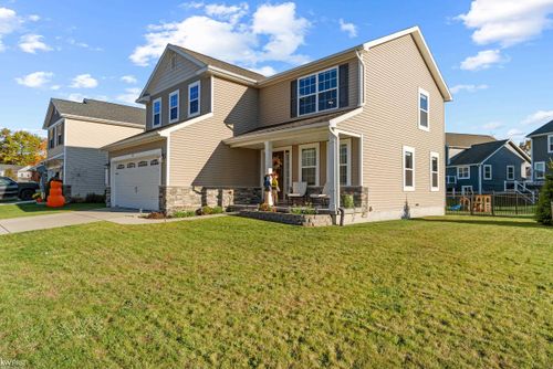 510 Cascade Ave, Fenton, MI, 48430-3013 | Card Image