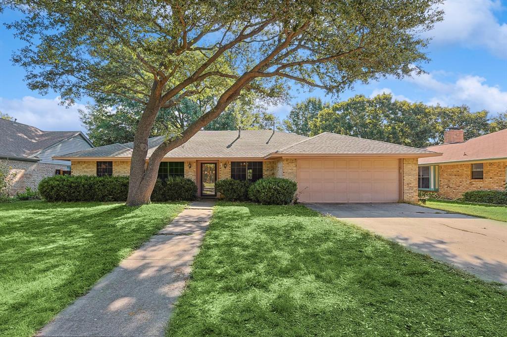 Lake Trl, Denton, TX 76201