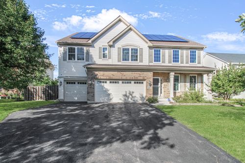 8313 Wildspring Pkwy, Joliet, IL, 60431-4897 | Card Image