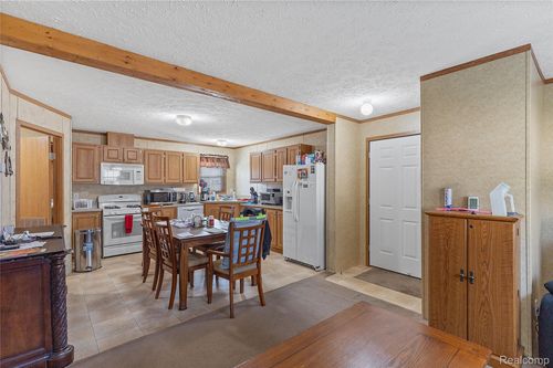 111 Riviera, Oxford, MI, 48371-6129 | Card Image