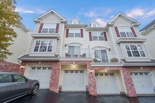 62 Boatworks Dr, Bayonne, NJ, 07002-1245 | Card Image