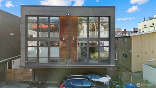 a-3646 36th Ave S, Seattle, WA, 98144-7107 | Card Image