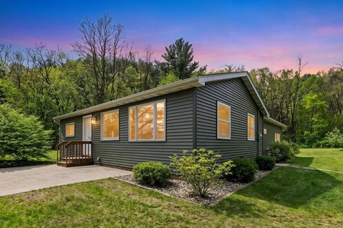 114 Washburn St, CAMP DOUGLAS, WI, 54618-5023 | Card Image