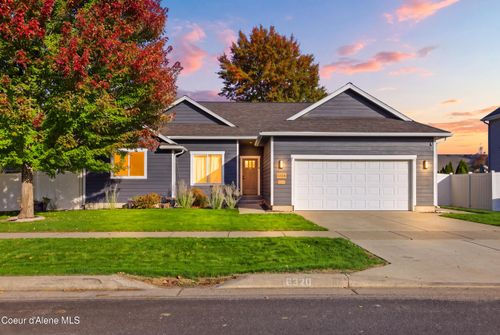 8320 Ainsworth, Hayden, ID, 83835 | Card Image