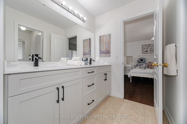 71 Vanderpool Cres, House other with 7 bedrooms, 5 bathrooms and 4 parking in Brampton ON | Image 33