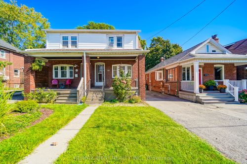 113 5th St, Etobicoke, ON, M8V2Z4 | Card Image