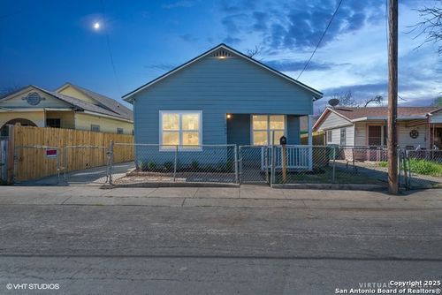 230 Micklejohn St, San Antonio, TX, 78207-1123 | Card Image
