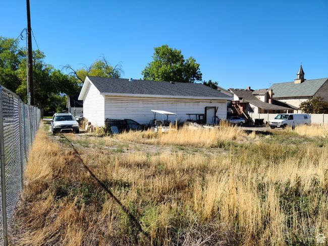 View of back of property | Image 34
