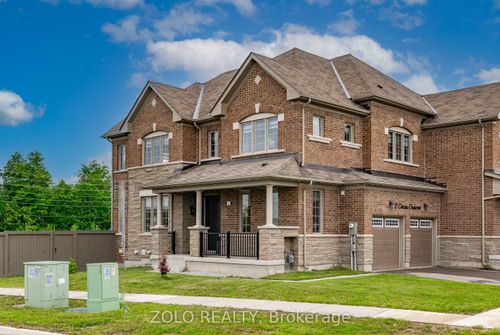 2 Circus Cres, Brampton, ON, L7A5E3 | Card Image