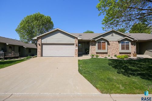 5223 E Pop Fly Pl, Sioux Falls, SD, 57110-4702 | Card Image