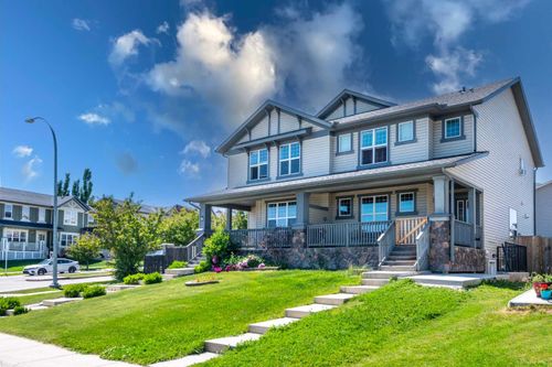 7 Panora Sq Nw, Calgary, AB, T3K0R8 | Card Image