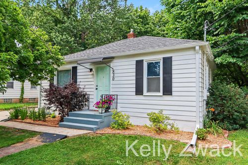 830 Edison St, Kalamazoo, MI, 49004-3415 | Card Image