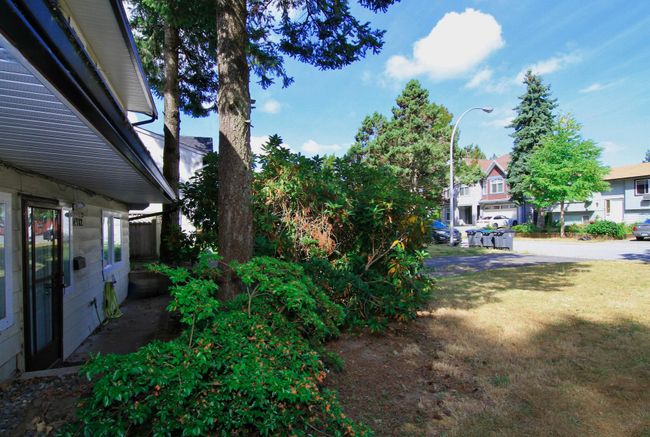 14912 88 A Avenue, Home with 4 bedrooms, 2 bathrooms and 2 parking in Surrey BC | Image 26
